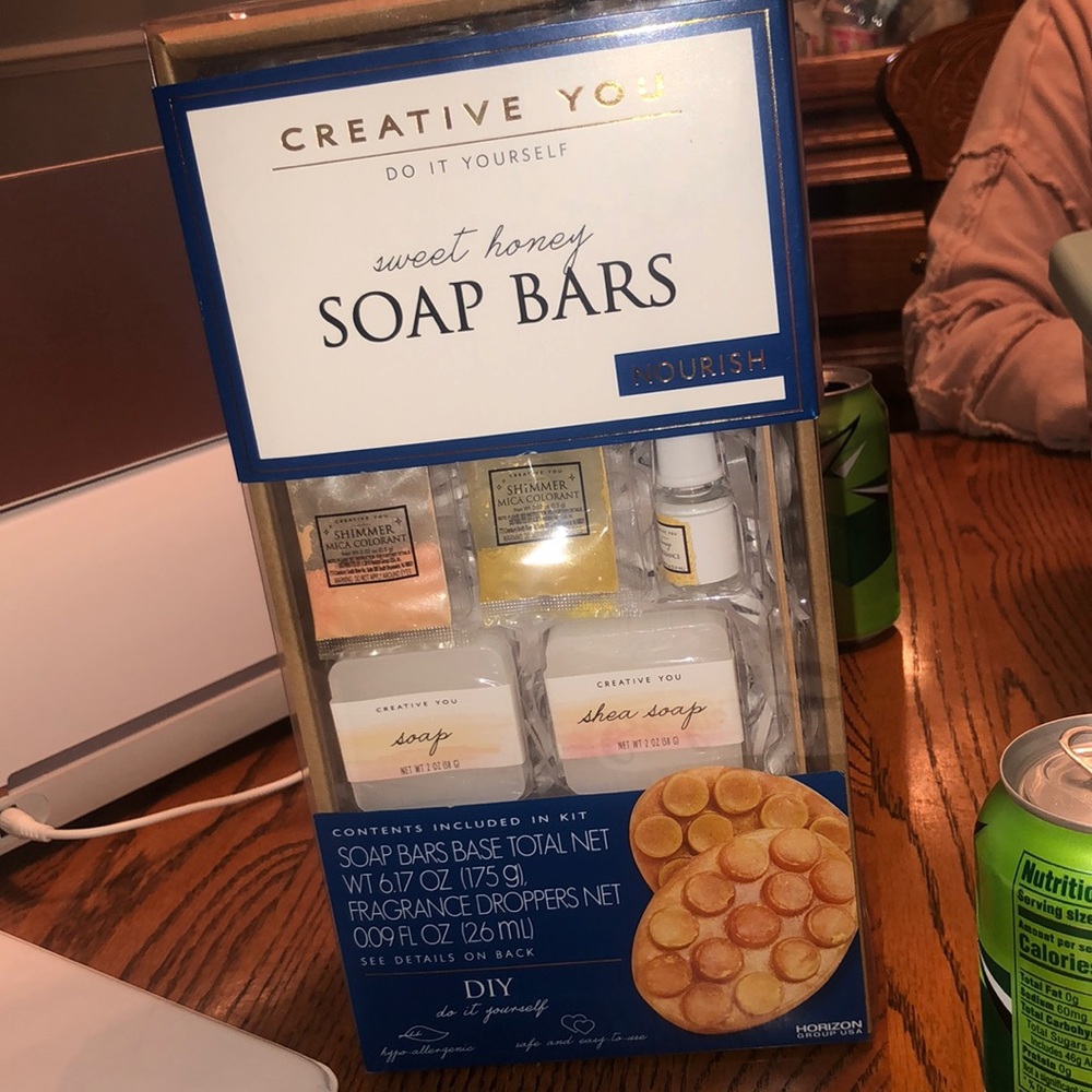 Sweet Honey Soap Bar Making Kit!